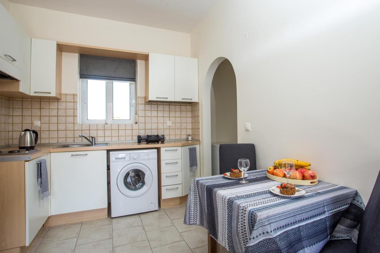 Economisa Apartments Ialysos  Dış mekan fotoğraf