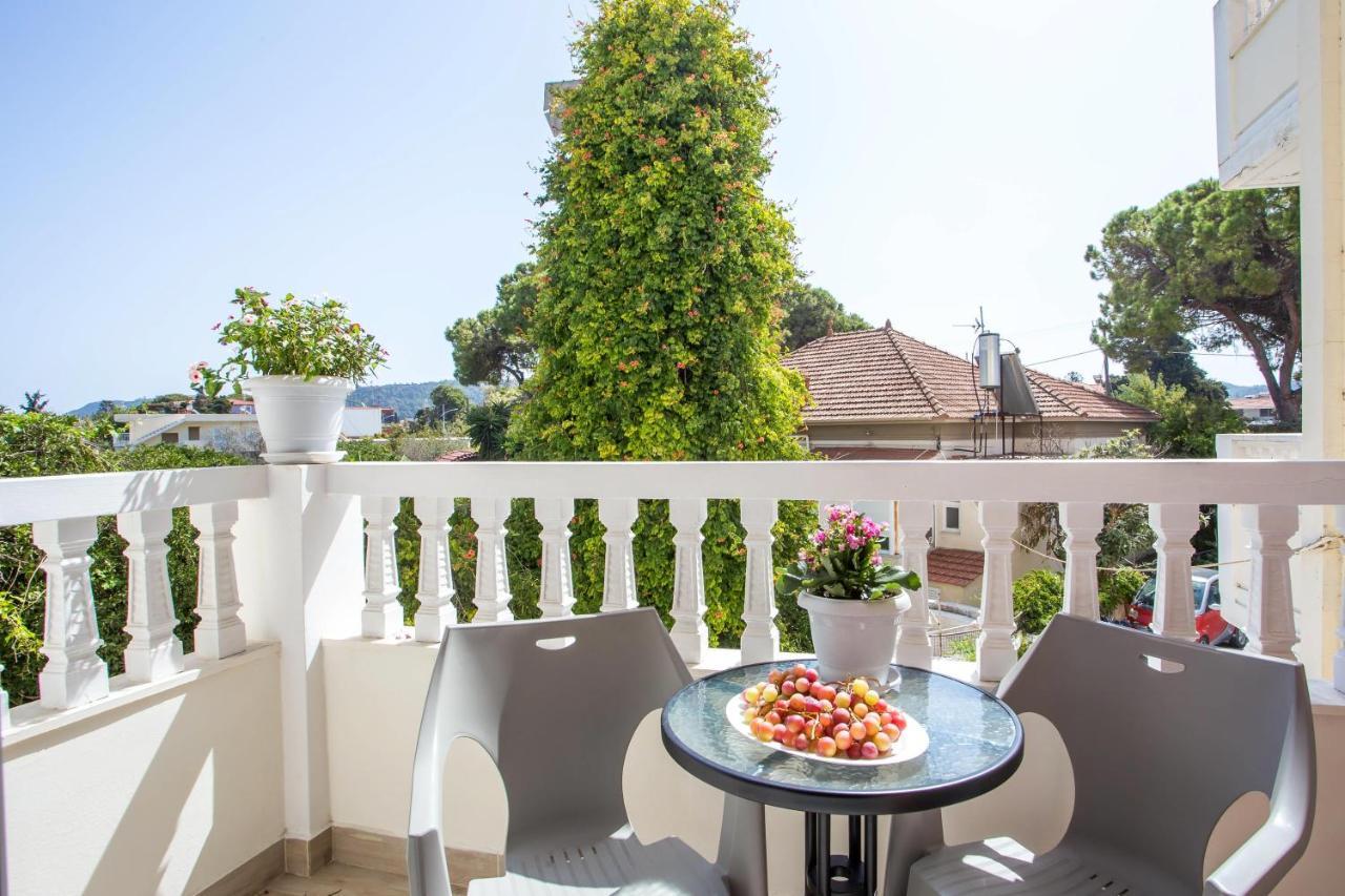Economisa Apartments Ialysos  Dış mekan fotoğraf