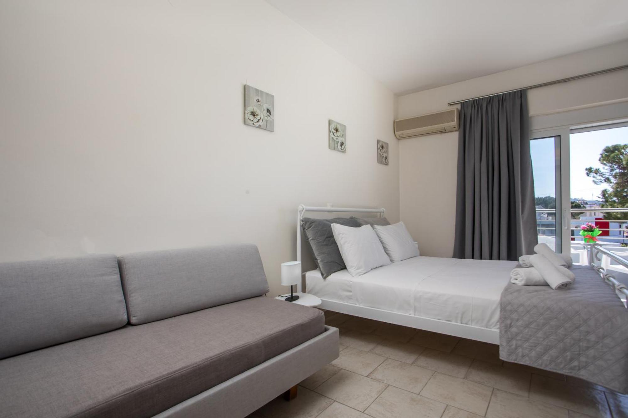 Economisa Apartments Ialysos  Dış mekan fotoğraf