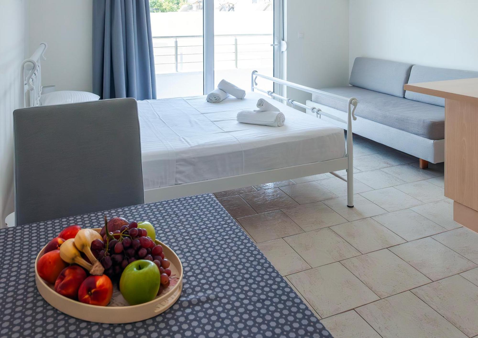 Economisa Apartments Ialysos  Dış mekan fotoğraf