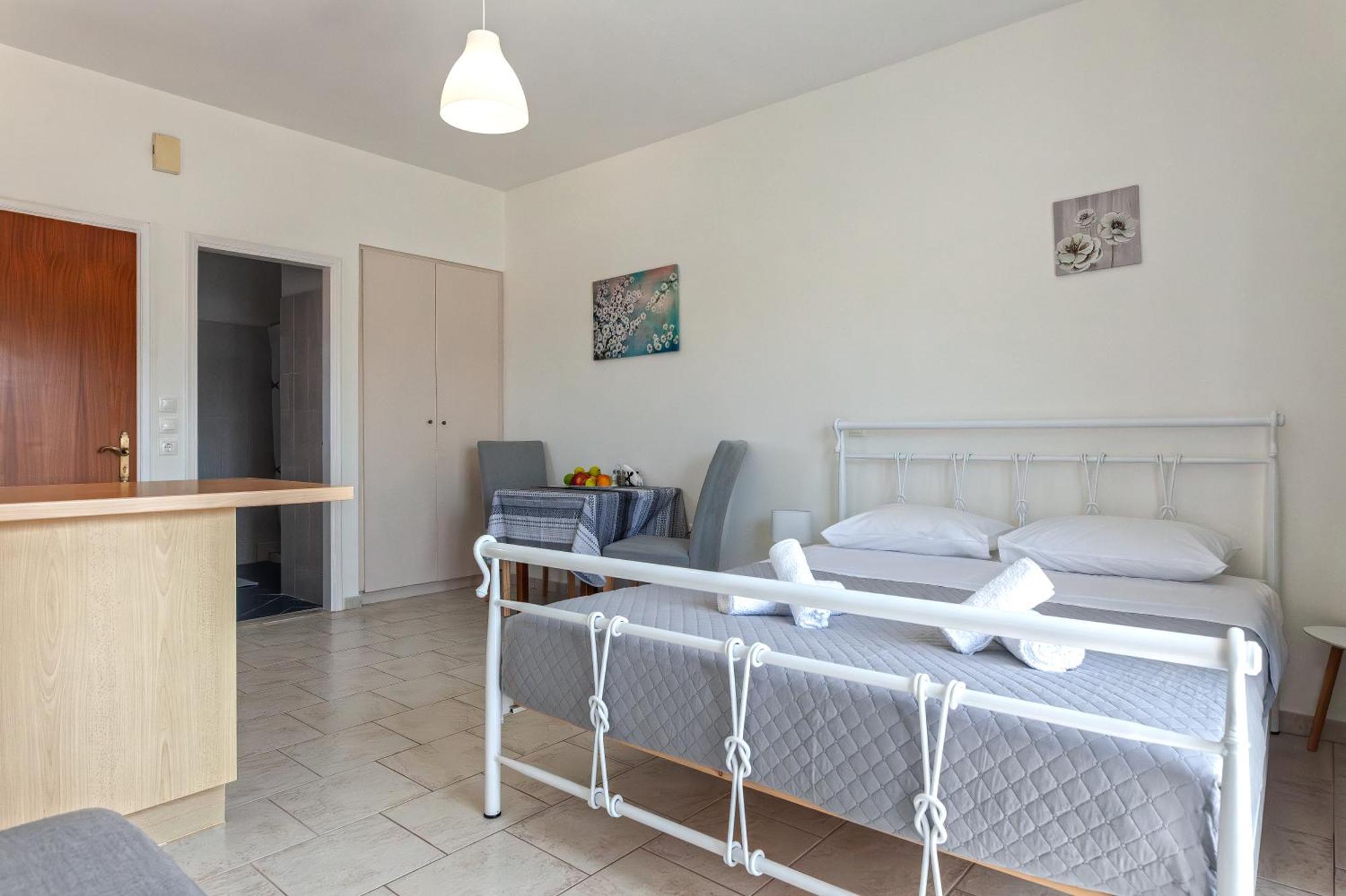 Economisa Apartments Ialysos  Dış mekan fotoğraf